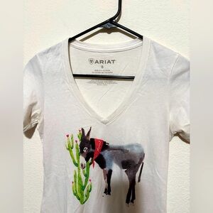 ARIAT Donkey v-neck small